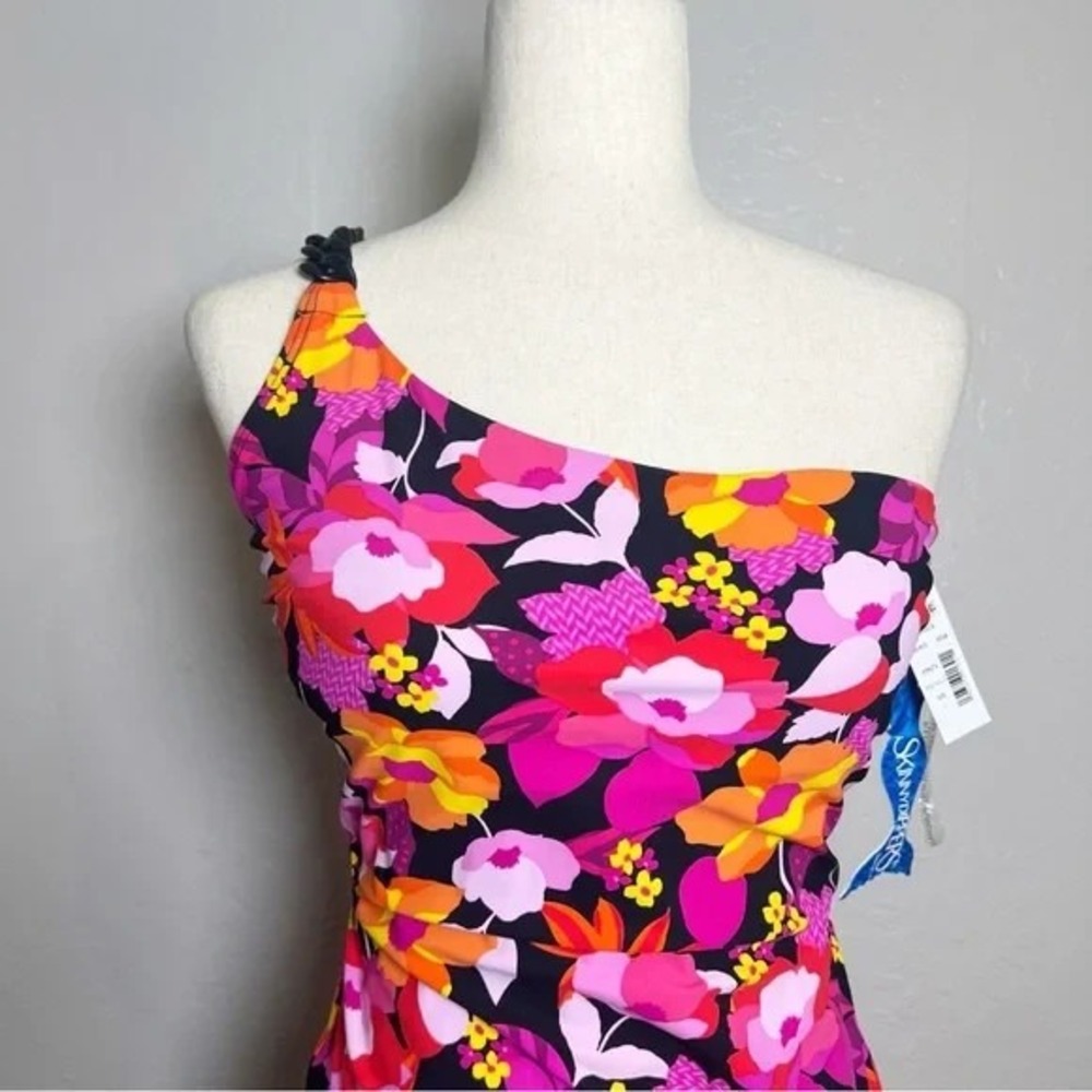 SKINNY DIPPERS MIRACLESUIT Women Size M Strawberry Shortcake‎ Flapjack Swimsuit - Picture 4 of 12